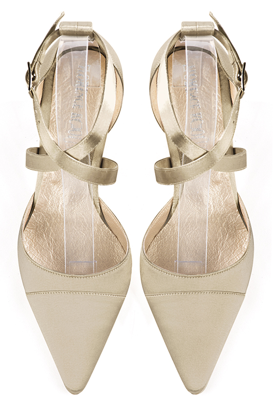 Gold women's open side shoes, with crossed straps. Pointed toe. Medium comma heels. Top view - Florence KOOIJMAN